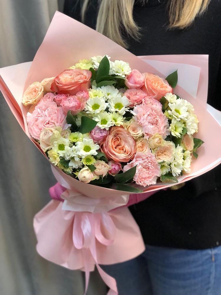 Букет цветов из: Гвоздики, Розы и Хризантемы в Чесменке