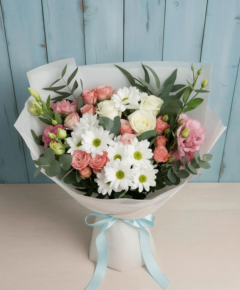 Букет цветов из: Розы, Лизиантусы и Хризантемы в Чесменке