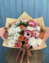 Букет цветов из:  Розы, Герберы и Хризантемы в Чесменке