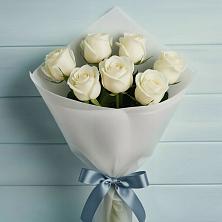 Букет 7 Белых роз Эдлесс Лав в Чесменке
