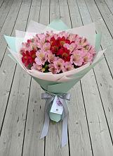 Букет цветов из:  Альстромерии в Чесменке