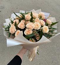 Букет Кремовые розы Латте в Чесменке