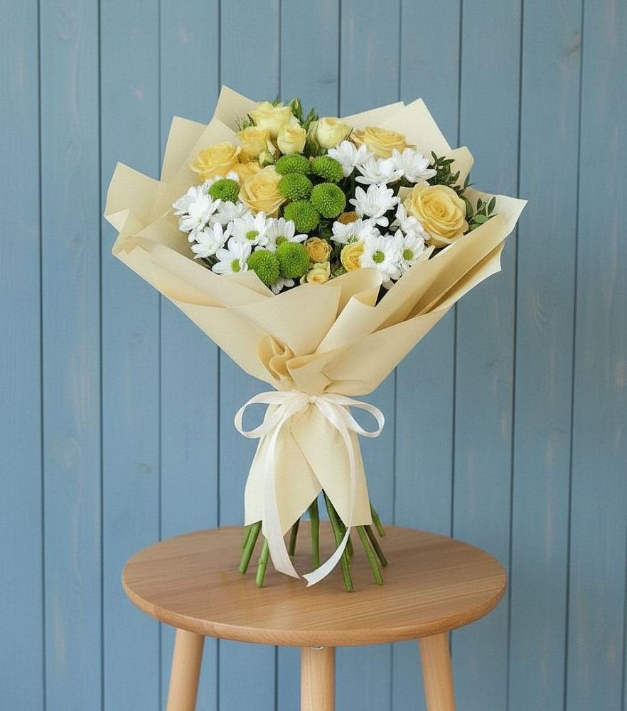 Букет цветов из: Хризантемы и Розы в Чесменке