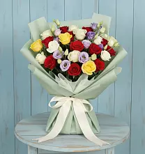 Букет цветов из:  Розы #REPLACE_PRED# Чесменке