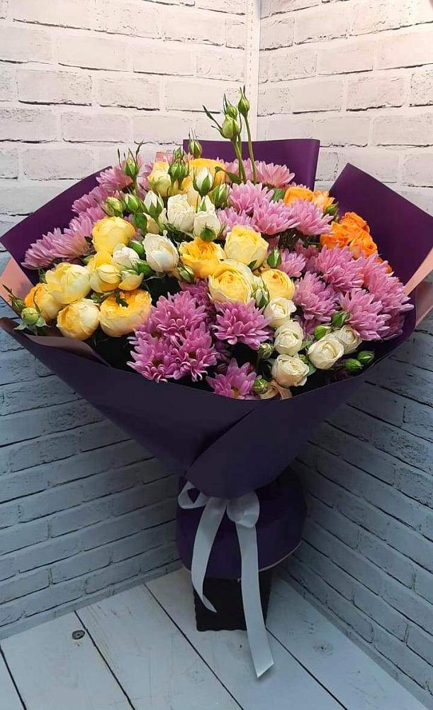 Букет цветов из: Хризантемы и Розы в Чесменке