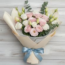 Букет цветов из:  Лизиантусы #REPLACE_PRED# Чесменке