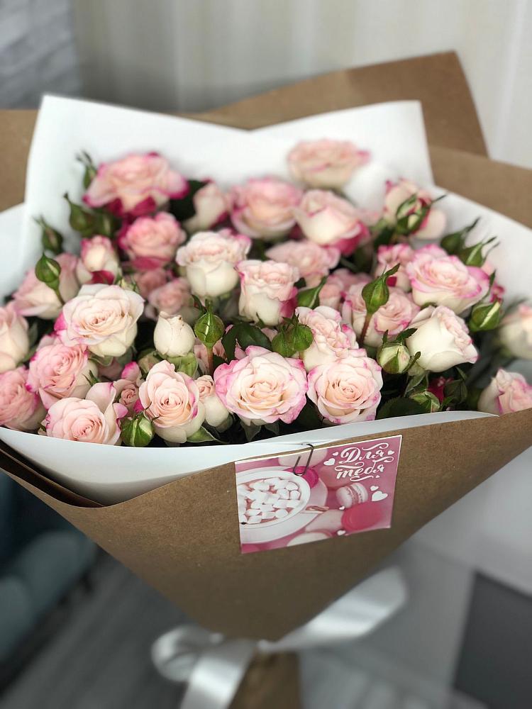 Букет цветов из: Розы в Чесменке