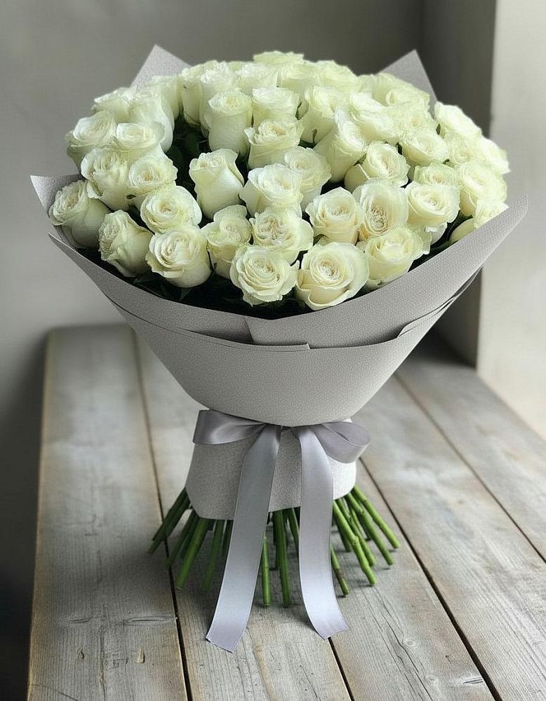 Букет 35 Белых роз в Чесменке