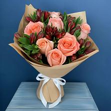 Букет цветов из:  Розы и Альстромерии в Чесменке