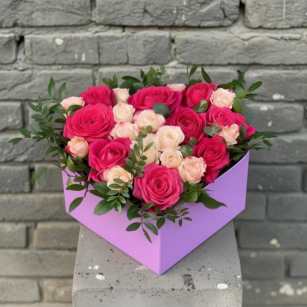 Цветочная композиция из Розы в коробке в Чесменке