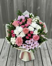 Букет цветов из:  Альстромерии, Гвоздики, Розы и Хризантемы #REPLACE_PRED# Чесменке