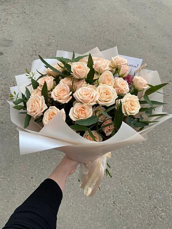 Букет Кремовые розы Латте в Чесменке