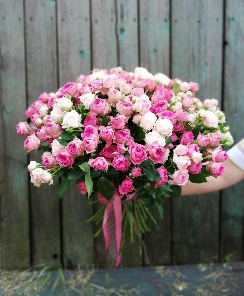 Букет Розовые кустовые розы Натали и Лав Лидия в Чесменке