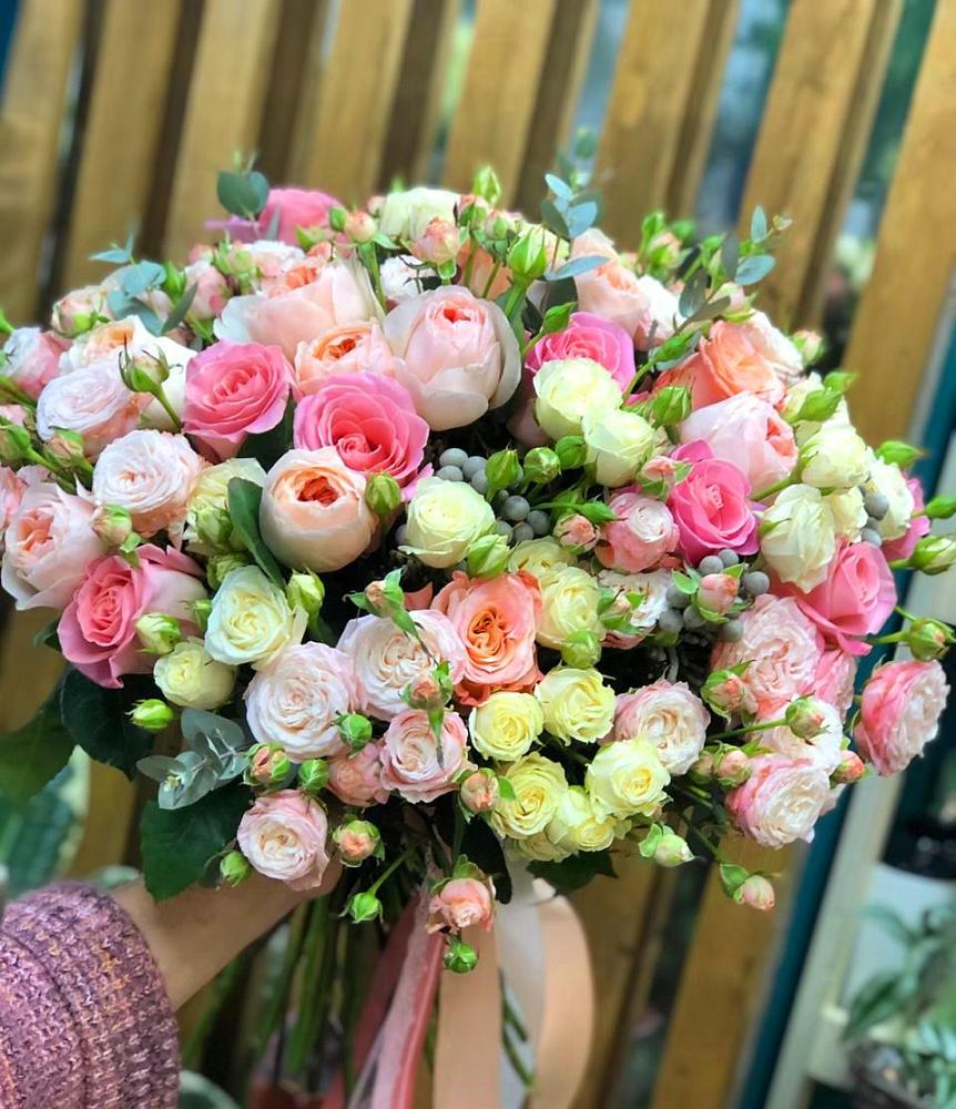 Букет цветов из: Розы в Чесменке