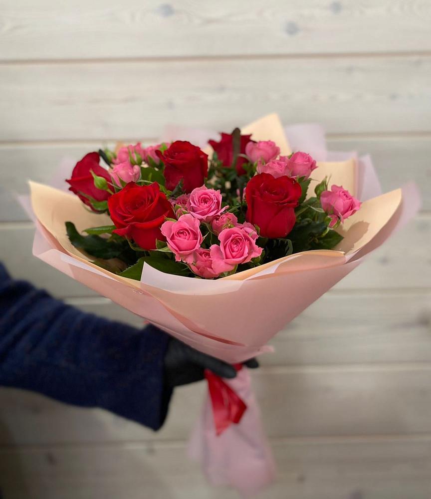 Букет цветов из: Розы в Чесменке