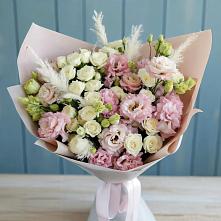 Букет цветов из:  Альстромерии и Розы в Чесменке