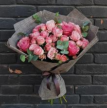 Букет цветов из:  Розы #REPLACE_PRED# Чесменке